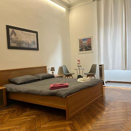 Bilocale Zona Citta' Studi Apartman Milánó Kültér fotó